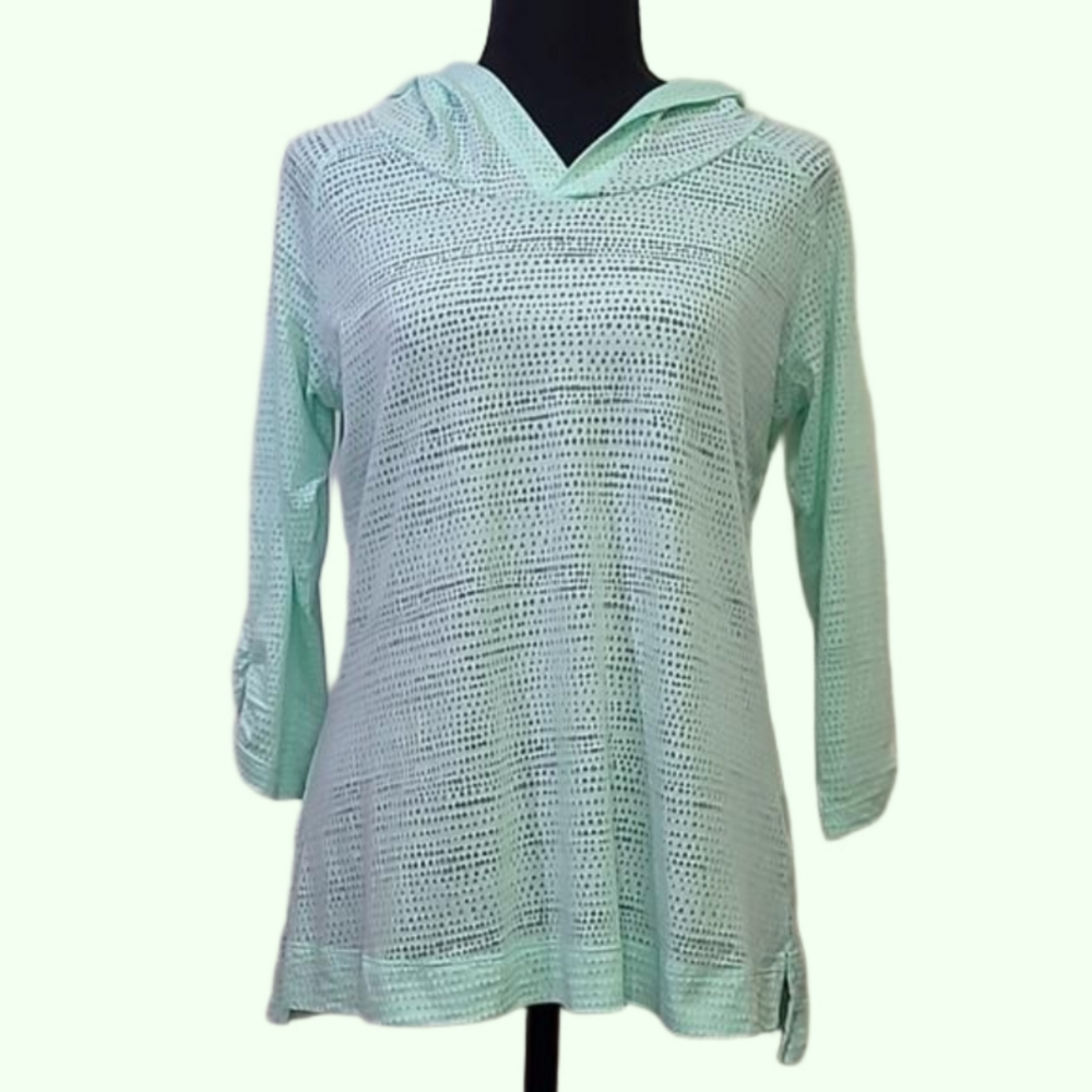 Columbia light green semi sheer hoodie. Long sleeved ruched at wrist. Sz. M